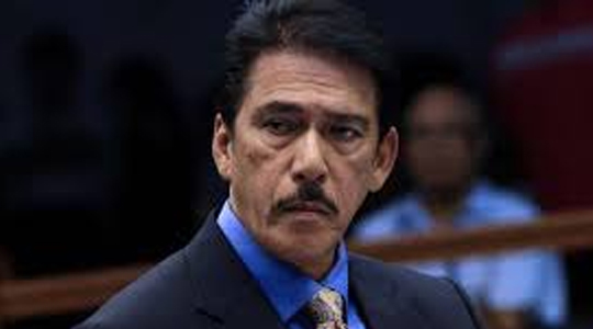 Senate President Vicente Sotto III-2