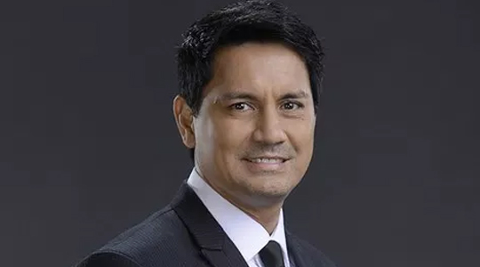 RICHARD GOMEZ