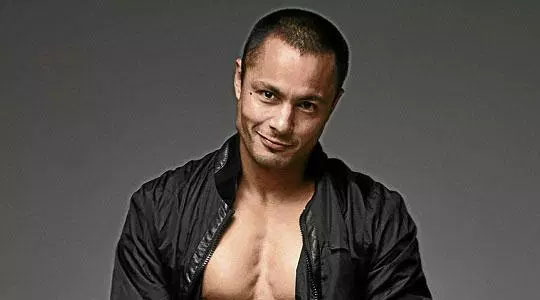 DEREK RAMSAY-3