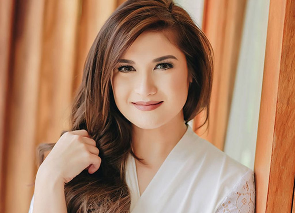 CAMILLE PRATS