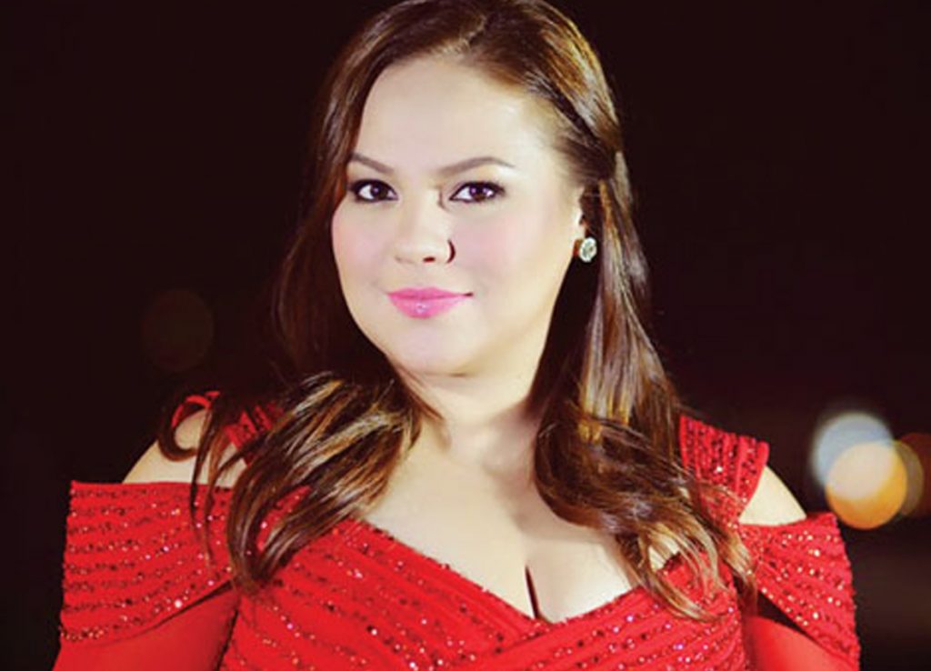 KARLA ESTRADA