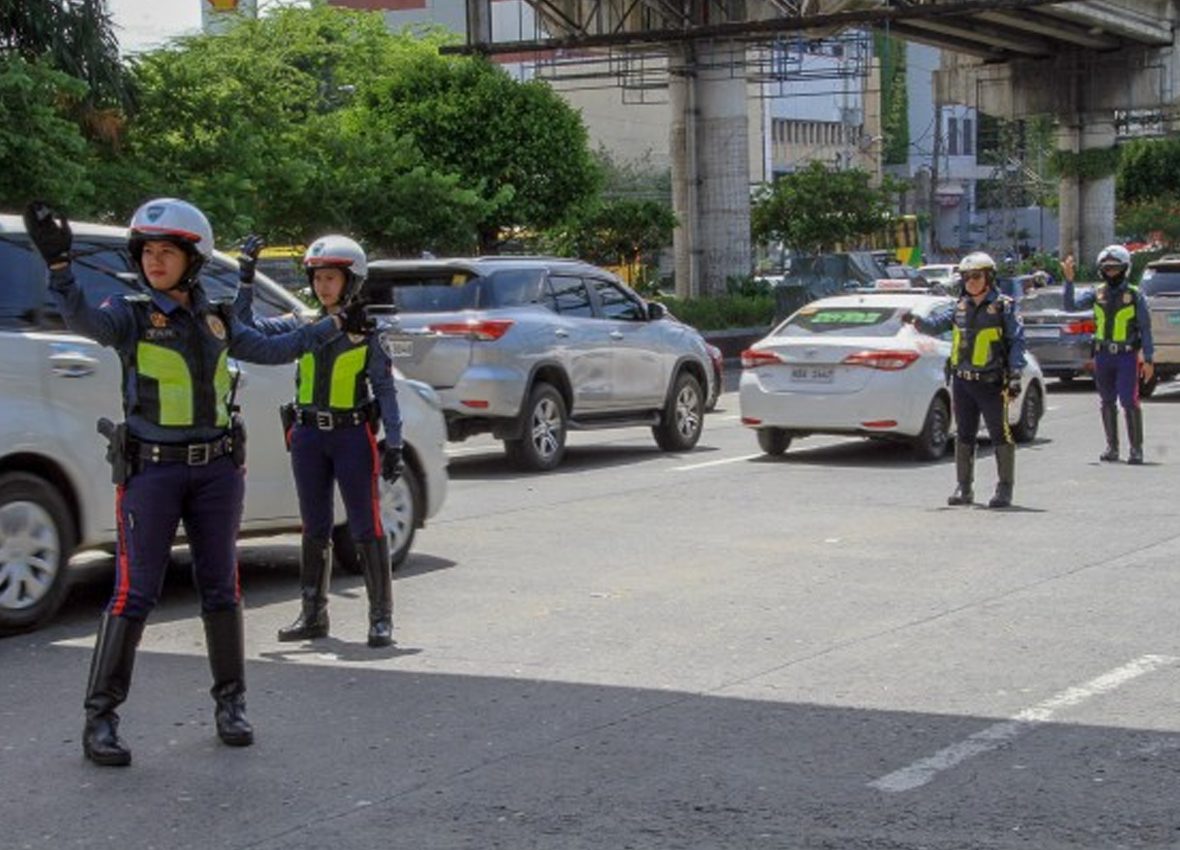 edsa lady cop