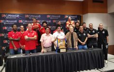 KAPWA nagpahayag ng kahandaan sina SMB coach Jorge Gallent at Magnolia mentor Chito Victolero sa PBA Commissioner’s Cup finals sa isang press ­conference kahapon sa Richmonde Hotel, Eastwood. Kuha ni RUDY ESPERAS